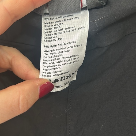 Outdoor Research size 10 Black hiking pants pull-on drawstring deep pockets - Picture 7 of 8